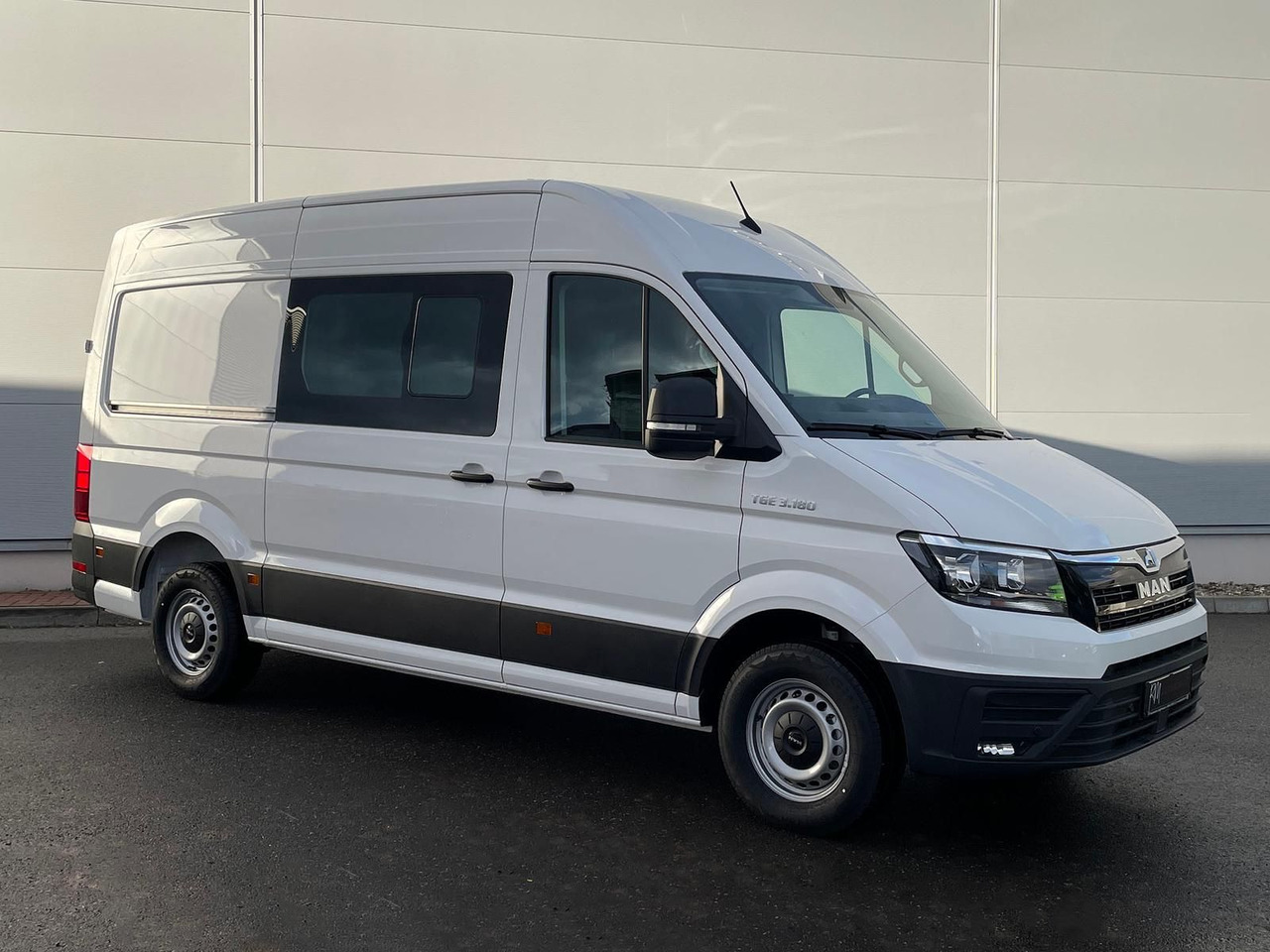 MAN TGE 3.180 L3H3 Kasten ACC DAB 2xSchiebetür SITZH - Furgoneta de pasajeros: foto 2 MAN TGE 3.180 L3H3 Kasten ACC DAB 2xSchiebetür SITZH - Furgoneta de pasajeros: foto 2