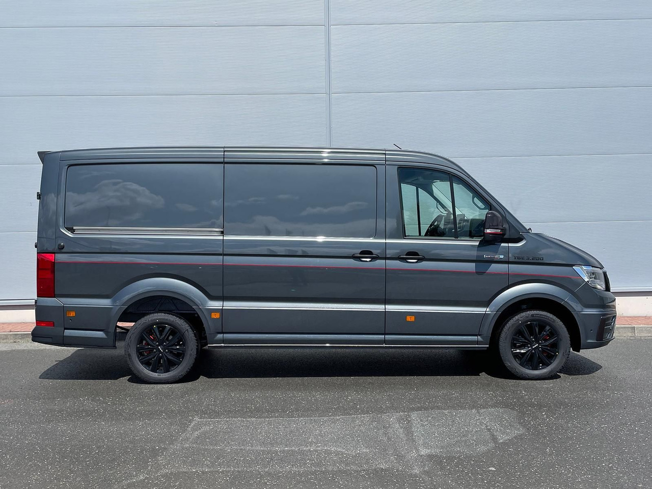 MAN TGE 3.200 L3H2 Kasten 4x4 Individual S ACC STHZ - Coche: foto 5 MAN TGE 3.200 L3H2 Kasten 4x4 Individual S ACC STHZ - Coche: foto 5