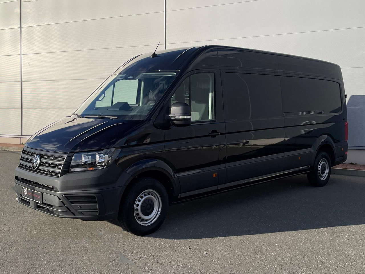 Volkswagen Crafter Kasten 35 L4H3 NAV SITZHZ AHK DAB KAMERA - Furgón: foto 1 Volkswagen Crafter Kasten 35 L4H3 NAV SITZHZ AHK DAB KAMERA - Furgón: foto 1
