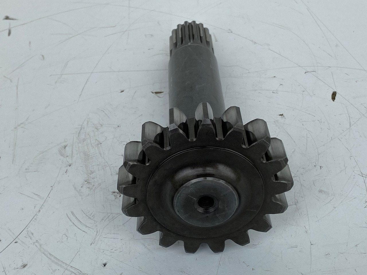 Liebherr Antriebswelle ID-Nr.969527001. FAT355P077. LH26, LH30, R906, R916, R920, R922, R924, R926 COMP, R926. #ANT2804# - Mando final para Excavadora de cadenas: foto 4 Liebherr Antriebswelle ID-Nr.969527001. FAT355P077. LH26, LH30, R906, R916, R920, R922, R924, R926 COMP, R926. #ANT2804# - Mando final para Excavadora de cadenas: foto 4