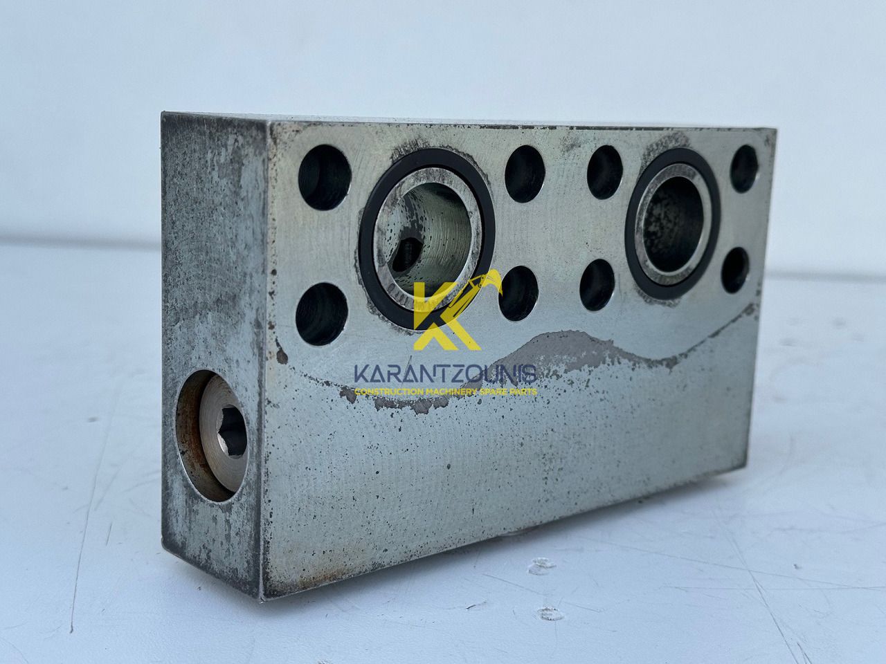Liebherr Dämpfungsventil ID-Nr.10121777. P924 COMP, P926, R926, R916, R922, R924 COMP, R924, R926 COMP, R926, R930, R936, R946, R950 T, R960 T. #10121777.43199# - Reductor de giro para Maquinaria de construcción: foto 4 Liebherr Dämpfungsventil ID-Nr.10121777. P924 COMP, P926, R926, R916, R922, R924 COMP, R924, R926 COMP, R926, R930, R936, R946, R950 T, R960 T. #10121777.43199# - Reductor de giro para Maquinaria de construcción: foto 4