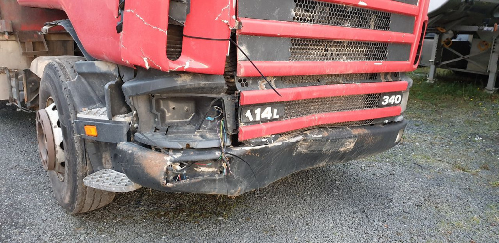 Scania 114L 340 LB6x2 Unfallschaden (Nr. 4772) - Camión: foto 4 Scania 114L 340 LB6x2 Unfallschaden (Nr. 4772) - Camión: foto 4