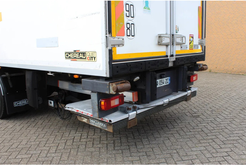 Volvo FM 330 * EURO5 * CARRIER SUPRA SILENT MT * - Camión frigorífico: foto 4 Volvo FM 330 * EURO5 * CARRIER SUPRA SILENT MT * - Camión frigorífico: foto 4