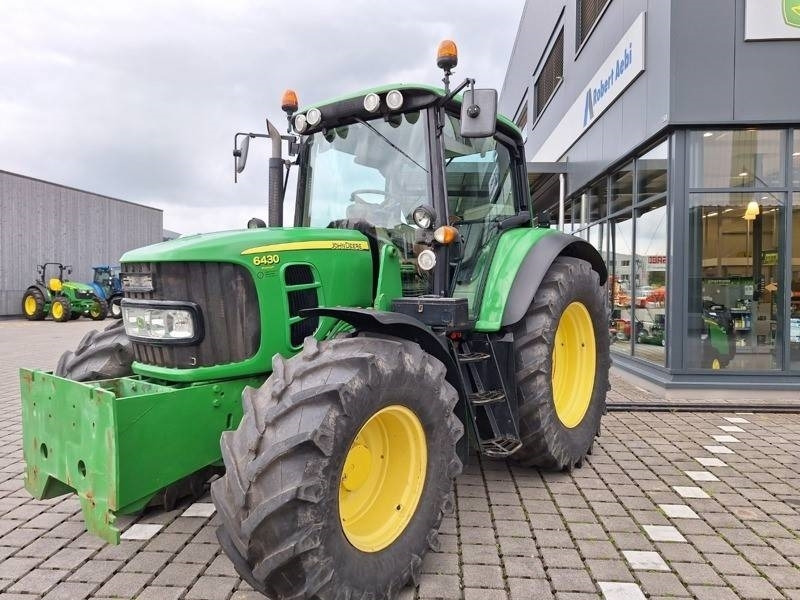 John Deere 6430 Premium - Tractor: foto 1 John Deere 6430 Premium - Tractor: foto 1