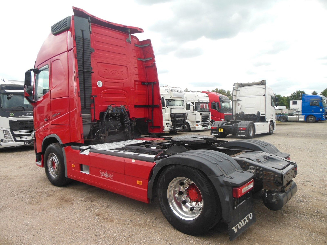 Volvo FH 13/500, GLOBE XL, STANDART, I PARK COOL - Cabeza tractora: foto 4 Volvo FH 13/500, GLOBE XL, STANDART, I PARK COOL - Cabeza tractora: foto 4