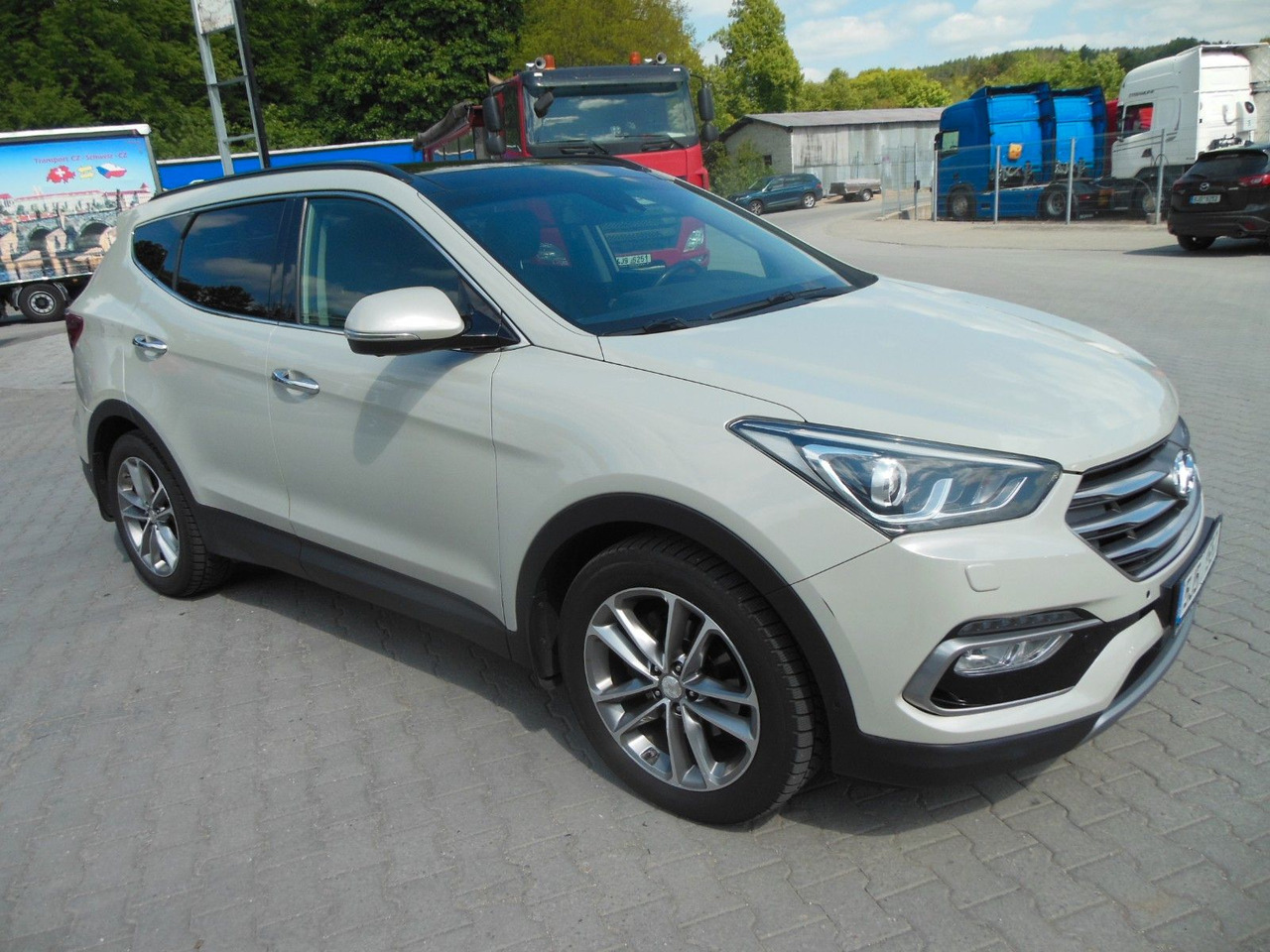 Hyundai Santa Fe 2,2 CRDi, 4WD, Automatic, Leder, Panora - SUV/ Todoterreno: foto 2 Hyundai Santa Fe 2,2 CRDi, 4WD, Automatic, Leder, Panora - SUV/ Todoterreno: foto 2