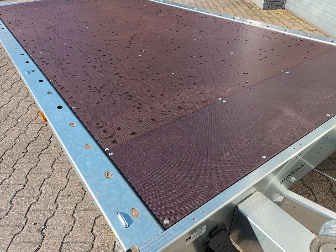 Martz GT PLATAU 450/2 450x216cm Auffahrrampen Stahl 10" 3000kg - Remolque plataforma/ Caja abierta: foto 4 Martz GT PLATAU 450/2 450x216cm Auffahrrampen Stahl 10" 3000kg - Remolque plataforma/ Caja abierta: foto 4