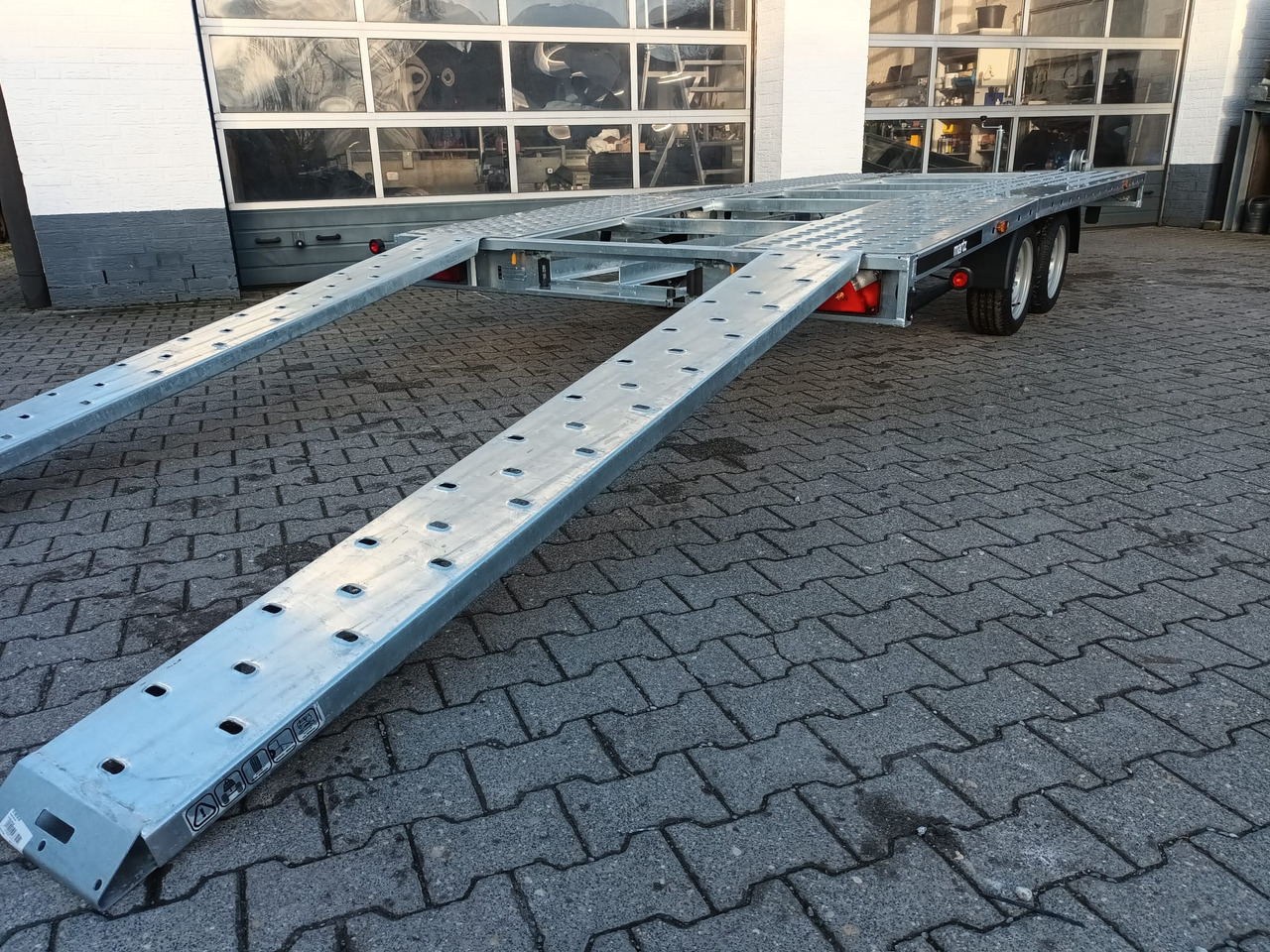 Martz GT UNIDECK PLUS 450/2 S 2,7T Lohr Stahl Fahrschienen Winde 13" 2700kg - Remolque portavehículos: foto 1 Martz GT UNIDECK PLUS 450/2 S 2,7T Lohr Stahl Fahrschienen Winde 13" 2700kg - Remolque portavehículos: foto 1