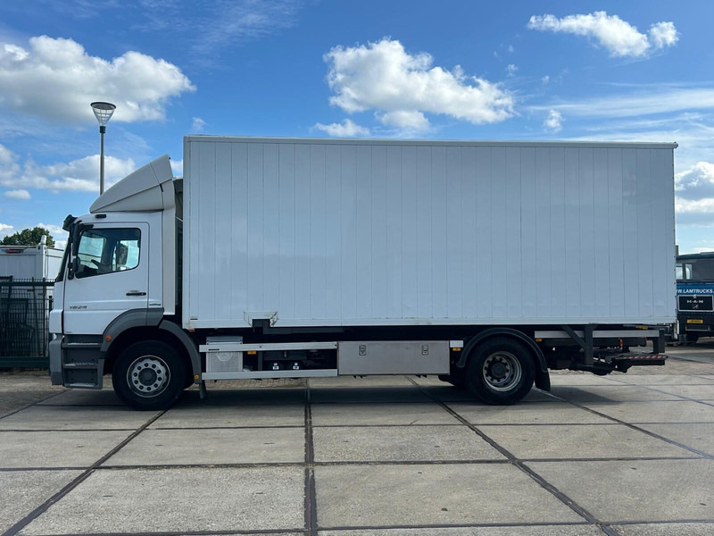 Mercedes-Benz AXOR 1824L Holland truck - Camión caja cerrada: foto 2 Mercedes-Benz AXOR 1824L Holland truck - Camión caja cerrada: foto 2