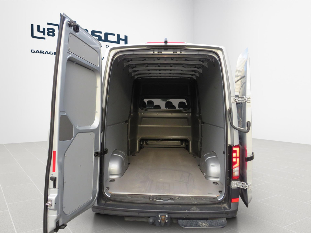 VOLKSWAGEN Crafter 35 L4H3 Doka Kasten Klima AHK Navi ZV - Furgón, Furgoneta combi: foto 5 VOLKSWAGEN Crafter 35 L4H3 Doka Kasten Klima AHK Navi ZV - Furgón, Furgoneta combi: foto 5