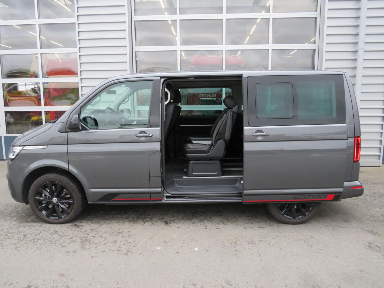 VOLKSWAGEN T6.1 Multivan Comfortline Edition Court Bluetooth - Coche: foto 5 VOLKSWAGEN T6.1 Multivan Comfortline Edition Court Bluetooth - Coche: foto 5