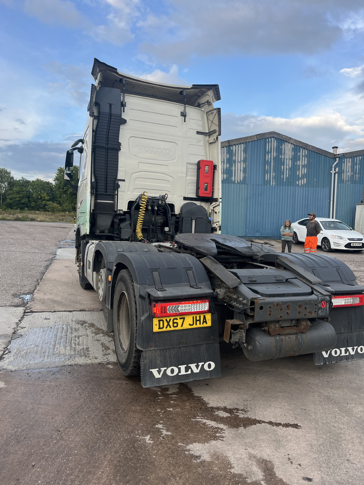 Volvo FH 500 6x2 Tractor Unit - Cabeza tractora: foto 3 Volvo FH 500 6x2 Tractor Unit - Cabeza tractora: foto 3