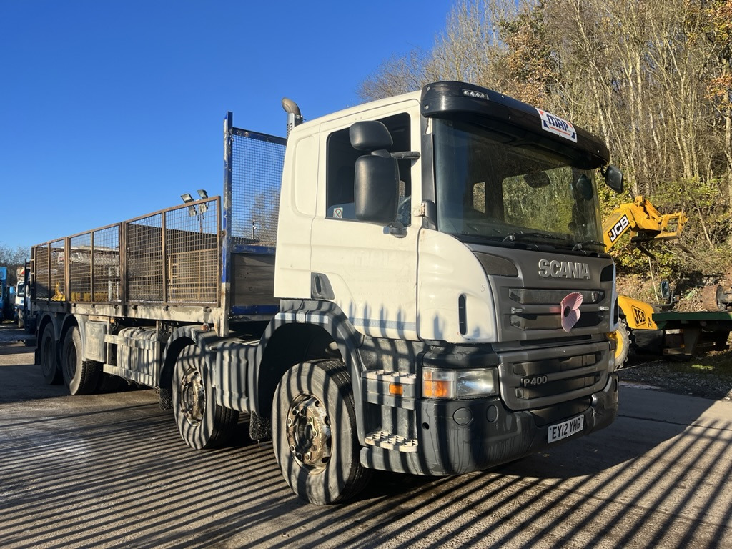 Scania P400 8x4 Rigid - Camión caja abierta: foto 2 Scania P400 8x4 Rigid - Camión caja abierta: foto 2