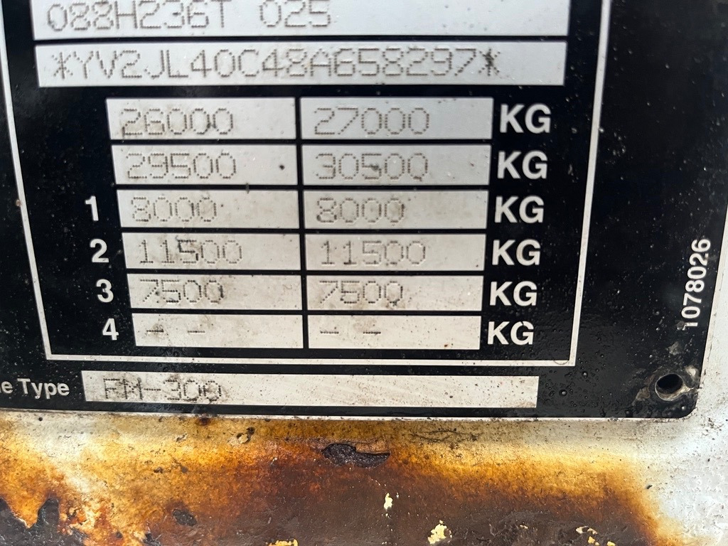 Volvo FM9 300 Euro 4 - Furgoneta caja cerrada: foto 5 Volvo FM9 300 Euro 4 - Furgoneta caja cerrada: foto 5