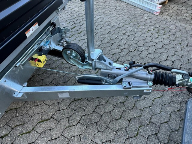 Humbaur 3-Seitenkipper HTK 3500.31 Alu black edition , 3140 x 1750 x 350 mm, 3,5 to. - Remolque volquete: foto 3 Humbaur 3-Seitenkipper HTK 3500.31 Alu black edition , 3140 x 1750 x 350 mm, 3,5 to. - Remolque volquete: foto 3