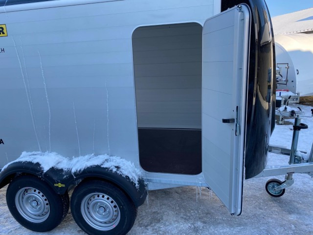 Humbaur Poly-Alu Koffer HKPA 263217, 2,6 to. 100 km/h, 3280 x 1770 x 1800 mm - Remolque caja cerrada: foto 5 Humbaur Poly-Alu Koffer HKPA 263217, 2,6 to. 100 km/h, 3280 x 1770 x 1800 mm - Remolque caja cerrada: foto 5