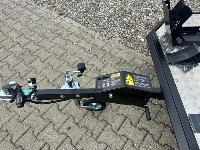 Lorries Motorradanhänger MT-2, 0,75 to. 240 x 174 cm, Alufelgen - Remolque para moto: foto 3 Lorries Motorradanhänger MT-2, 0,75 to. 240 x 174 cm, Alufelgen - Remolque para moto: foto 3