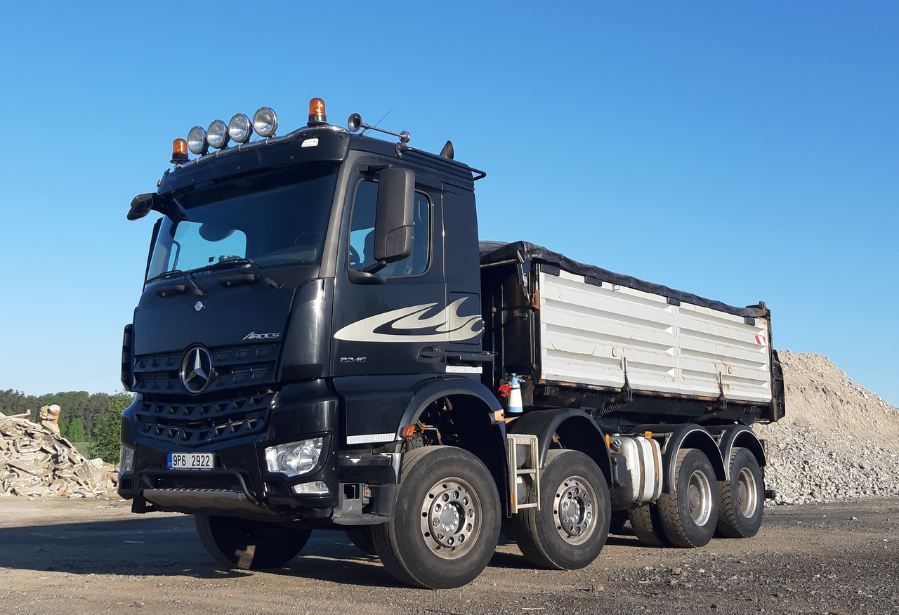 MERCEDES-BENZ AROCS 3245 8x4 Bordmatic THERMO CRAMARO AHK - Camión volquete: foto 1 MERCEDES-BENZ AROCS 3245 8x4 Bordmatic THERMO CRAMARO AHK - Camión volquete: foto 1