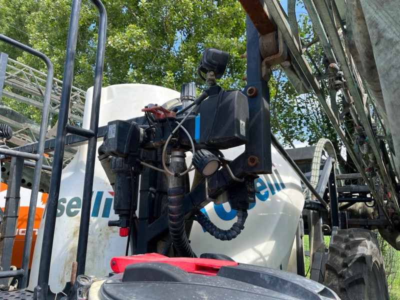 Toselli Marvel PLUS 3000 - Pulverizador arrastrado: foto 5 Toselli Marvel PLUS 3000 - Pulverizador arrastrado: foto 5