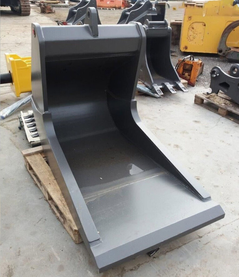 Balavto quarry bucket 1000 mm - Cazo para excavadora para Maquinaria de construcción: foto 1 Balavto quarry bucket 1000 mm - Cazo para excavadora para Maquinaria de construcción: foto 1