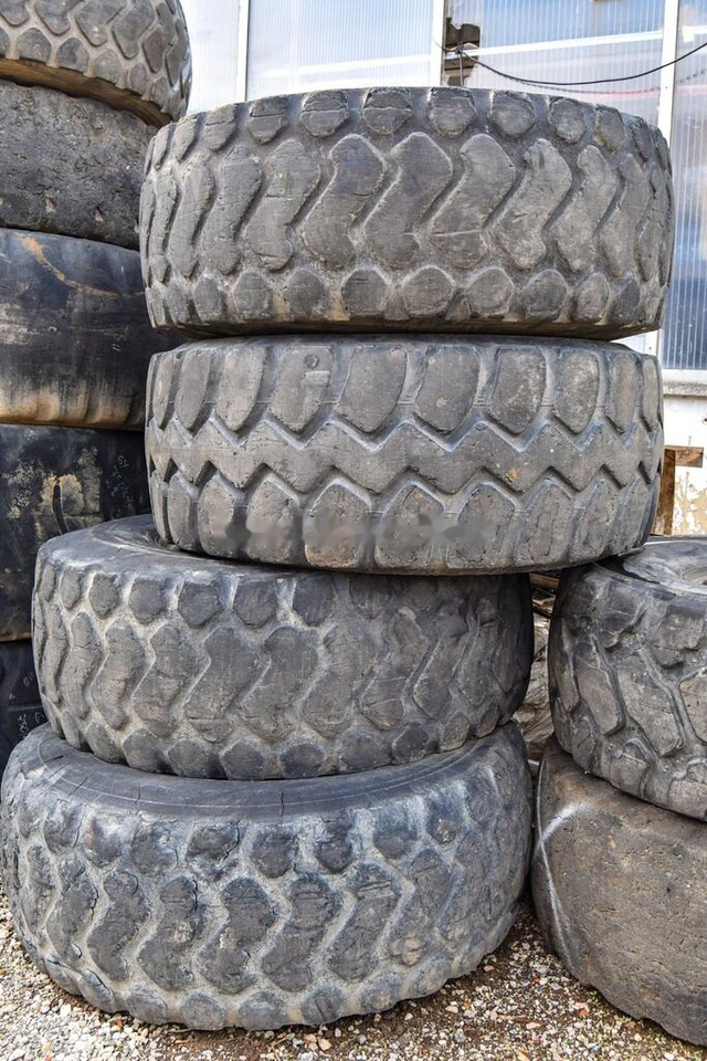 Michelin 23.5R25 - Neumático para Cargadora de ruedas: foto 2 Michelin 23.5R25 - Neumático para Cargadora de ruedas: foto 2