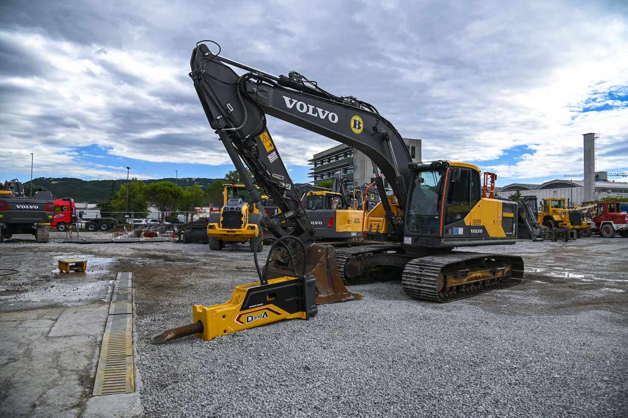 VOLVO EC220EL - Excavadora de cadenas: foto 3 VOLVO EC220EL - Excavadora de cadenas: foto 3