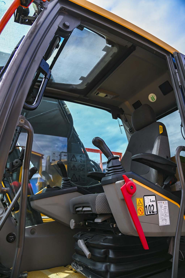 Leasing de VOLVO EC220EL VOLVO EC220EL: foto 49 Leasing de VOLVO EC220EL VOLVO EC220EL: foto 49