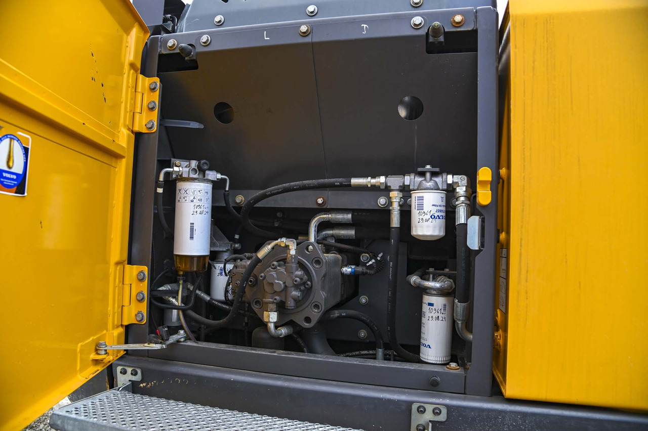 Leasing de VOLVO EC220EL VOLVO EC220EL: foto 42 Leasing de VOLVO EC220EL VOLVO EC220EL: foto 42