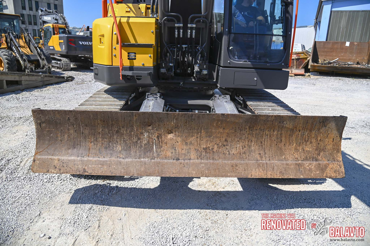 Excavadora de cadenas VOLVO ECR235EL: foto 44