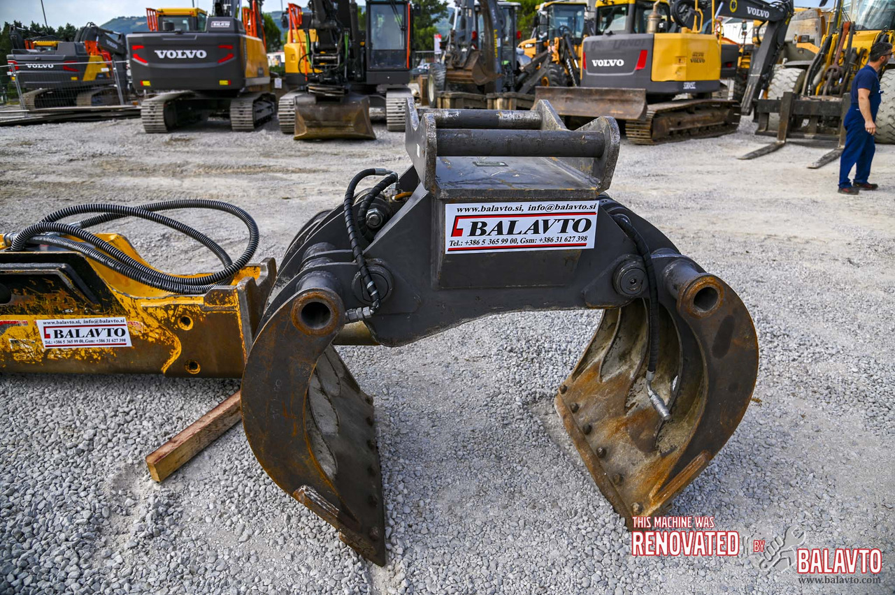 Excavadora de cadenas VOLVO ECR235EL: foto 16