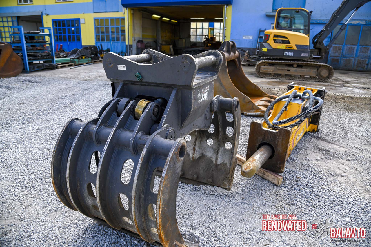 Excavadora de cadenas VOLVO ECR235EL: foto 18