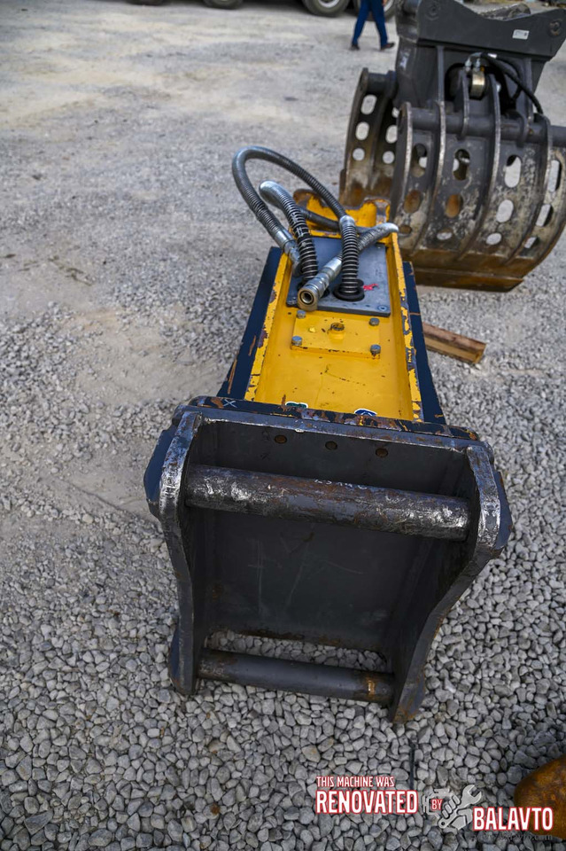 Excavadora de cadenas VOLVO ECR235EL: foto 24