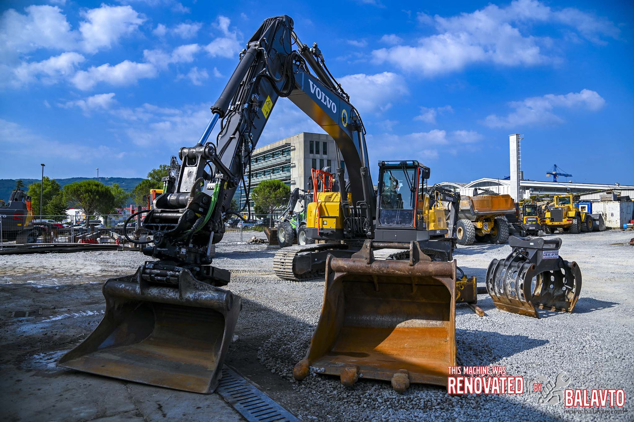 Excavadora de cadenas VOLVO ECR235EL: foto 14