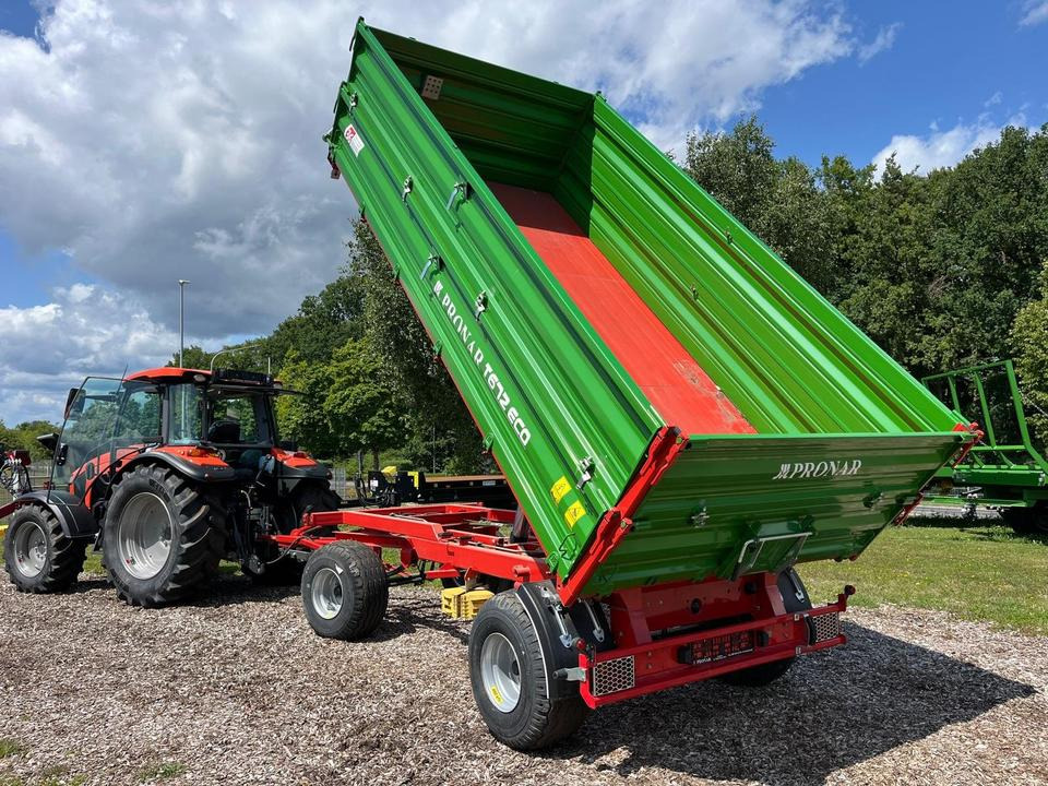 Kipper Pronar T672 Eco 8t 40km/h Anhänger Auflaufbremse - Remolque volquete agrícola: foto 1 Kipper Pronar T672 Eco 8t 40km/h Anhänger Auflaufbremse - Remolque volquete agrícola: foto 1