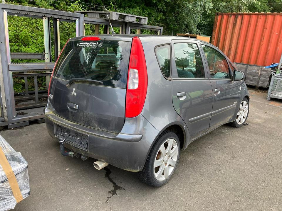 Mitsubishi Colt Unfallfahrzeug - Coche: foto 2 Mitsubishi Colt Unfallfahrzeug - Coche: foto 2