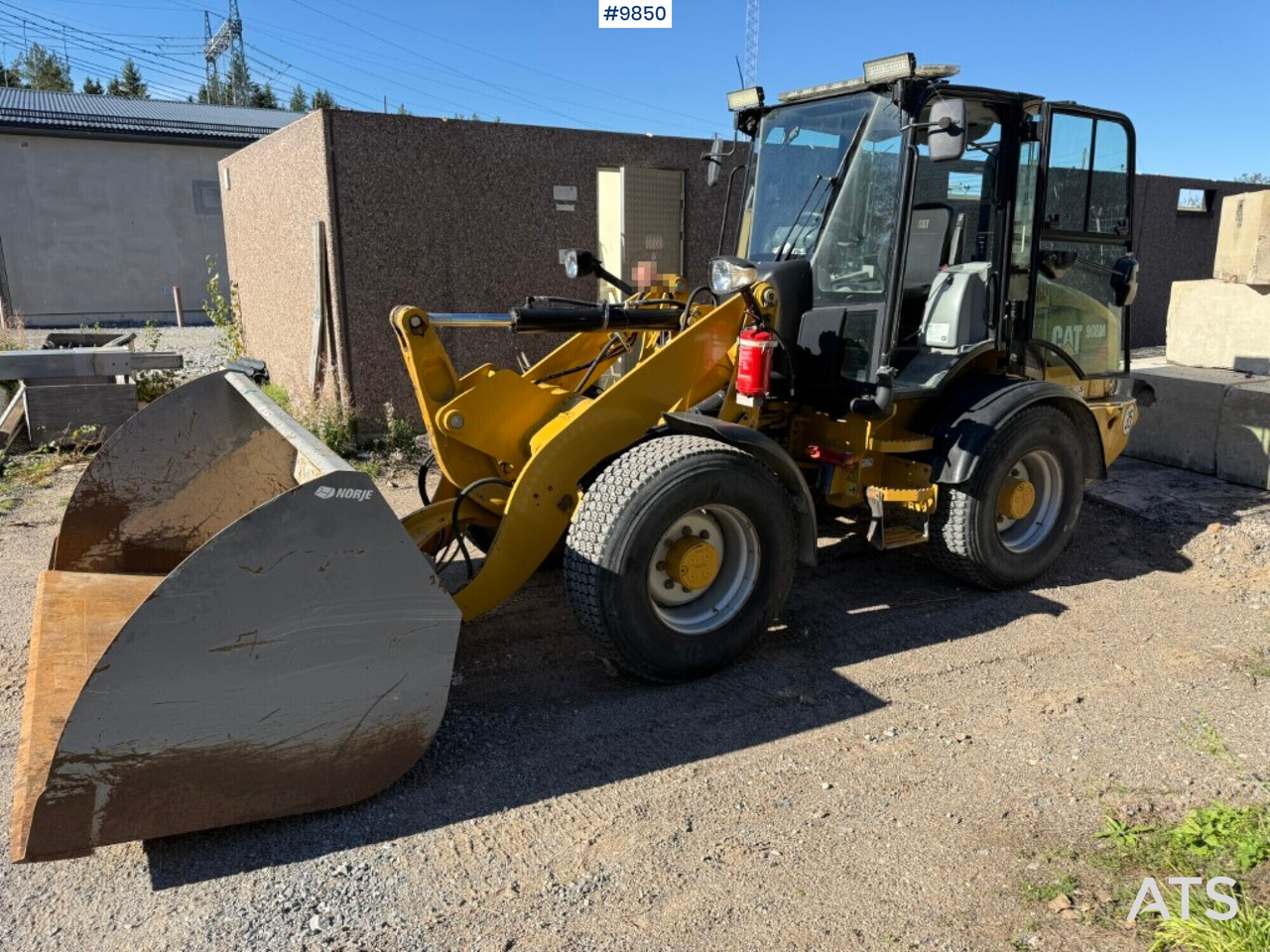 CAT 908M Wheel loader with Gears - Cargadora de ruedas: foto 1 CAT 908M Wheel loader with Gears - Cargadora de ruedas: foto 1