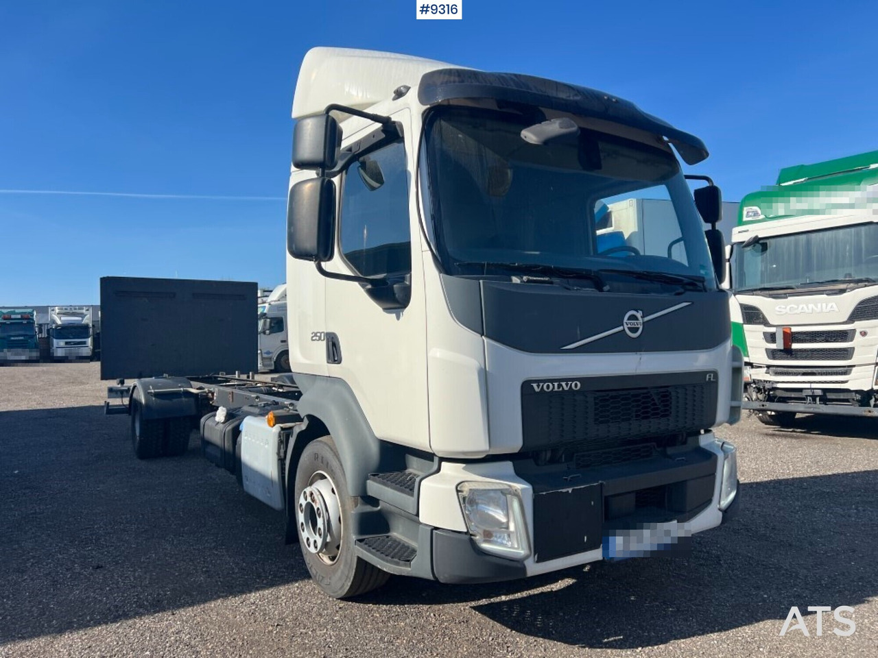 Camión chasis Chassis Volvo FL 250: foto 1