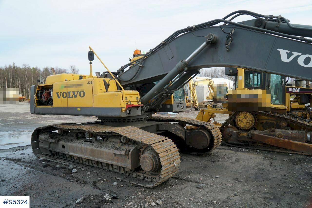 EXCAVATOR Volvo EC460BLC WITH BUCKET - Excavadora: foto 2 EXCAVATOR Volvo EC460BLC WITH BUCKET - Excavadora: foto 2