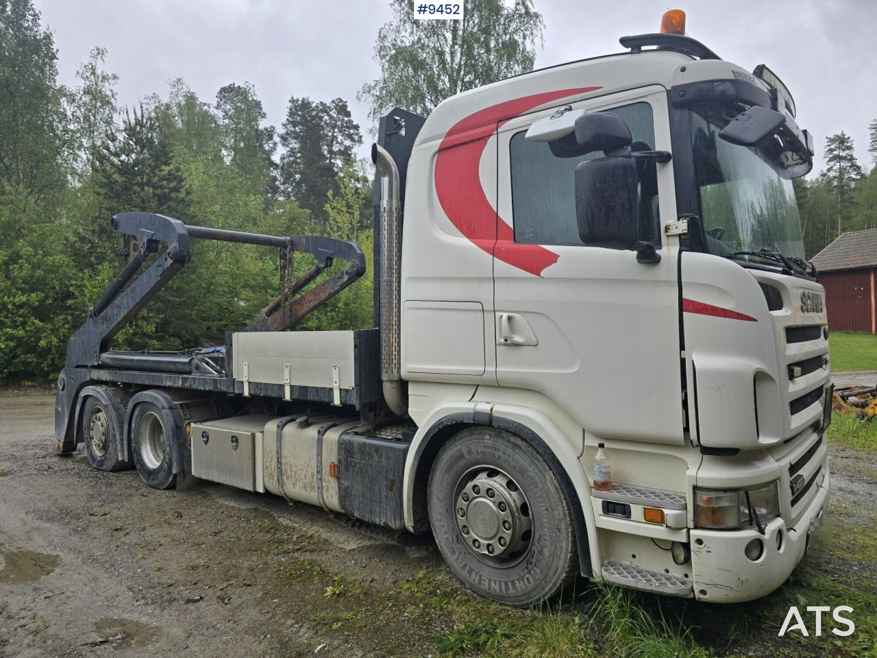 Lift Dumper Scania R420 6x2 - Camión portacontenedor de cadenas: foto 2 Lift Dumper Scania R420 6x2 - Camión portacontenedor de cadenas: foto 2