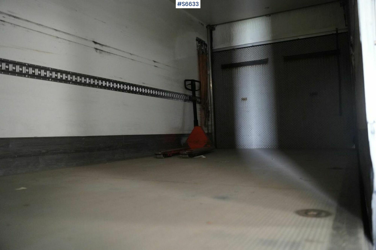 MAN TGM 18.340 4x2 BL - Camión caja cerrada: foto 4 MAN TGM 18.340 4x2 BL - Camión caja cerrada: foto 4