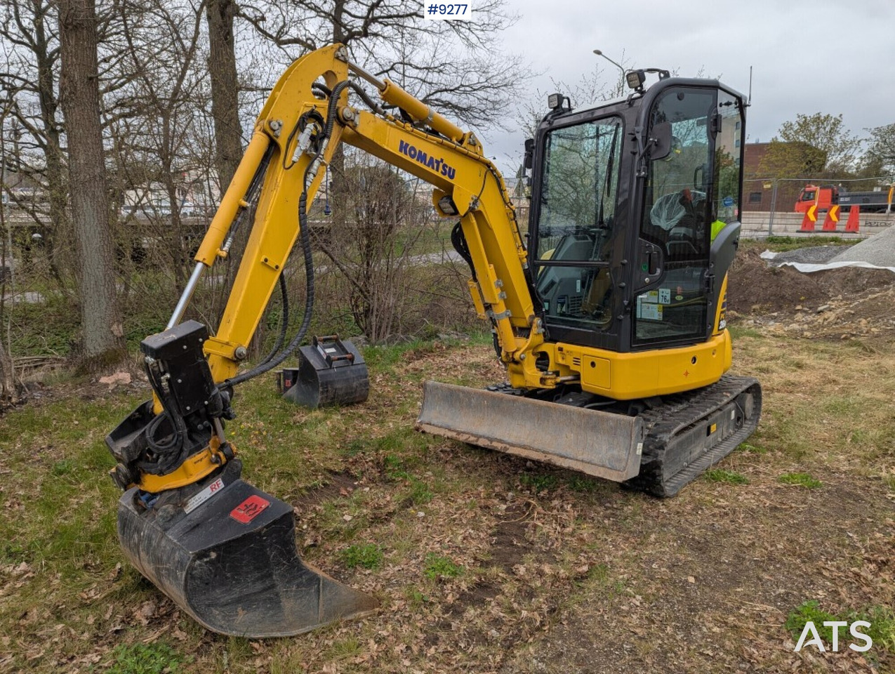 Mini Excavator Komatsu PC26MR (See Video) - Miniexcavadora: foto 1 Mini Excavator Komatsu PC26MR (See Video) - Miniexcavadora: foto 1
