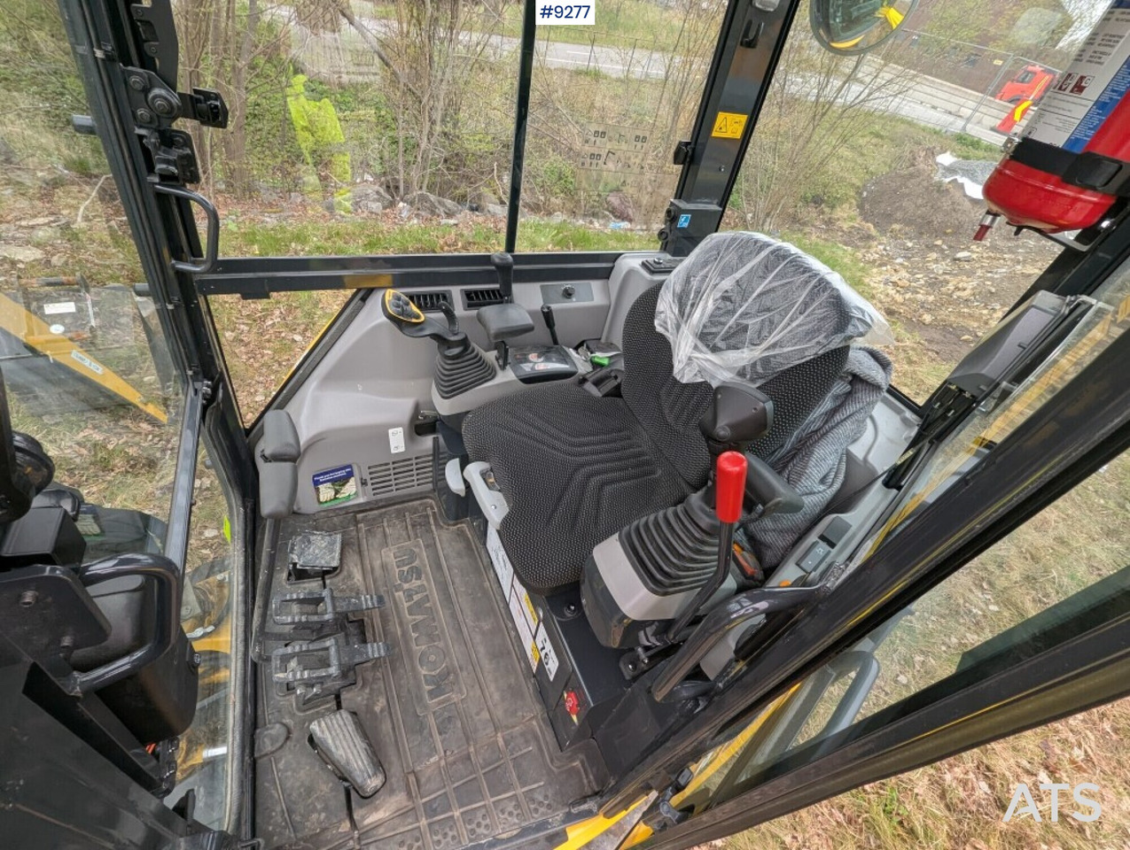 Mini Excavator Komatsu PC26MR (See Video) - Miniexcavadora: foto 5 Mini Excavator Komatsu PC26MR (See Video) - Miniexcavadora: foto 5