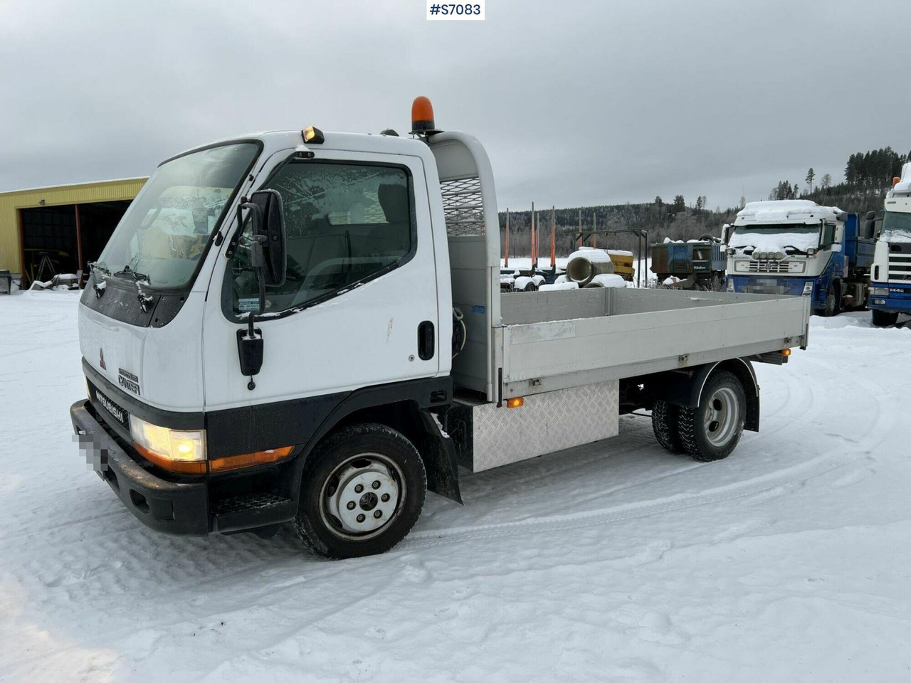 Camión caja abierta Mitsubishi Canter FB634 Intercooler, tiltable cabin: foto 1