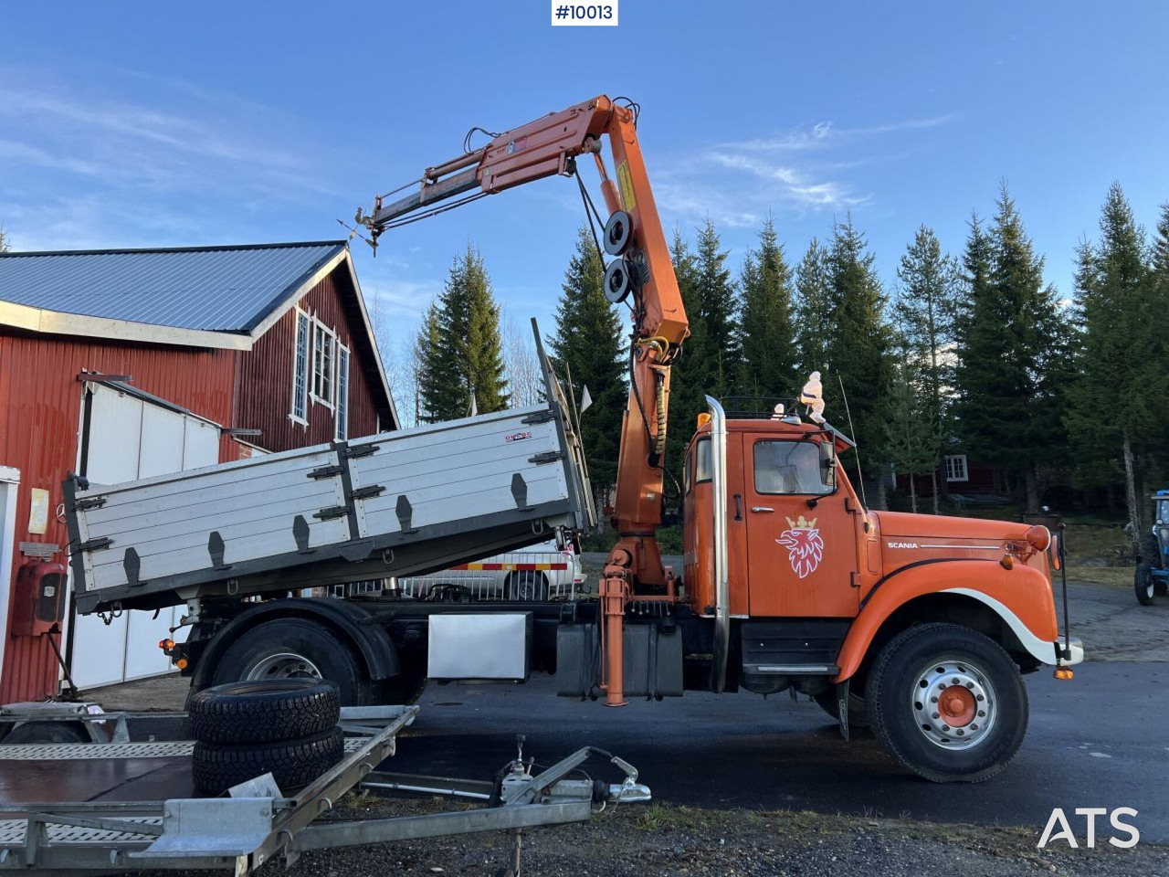 SCANIA L86 S46 Crane truck/tipper truck with attachments - Camión volquete, Camión grúa: foto 3 SCANIA L86 S46 Crane truck/tipper truck with attachments - Camión volquete, Camión grúa: foto 3