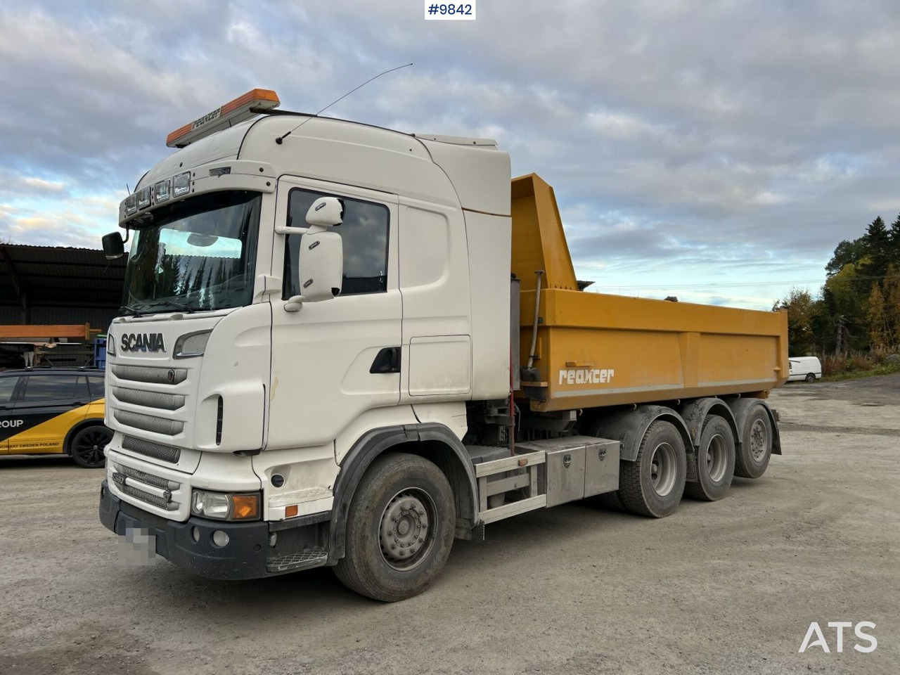 Scania R560 Tridem Tipper/Gravel Truck - Camión volquete: foto 1 Scania R560 Tridem Tipper/Gravel Truck - Camión volquete: foto 1