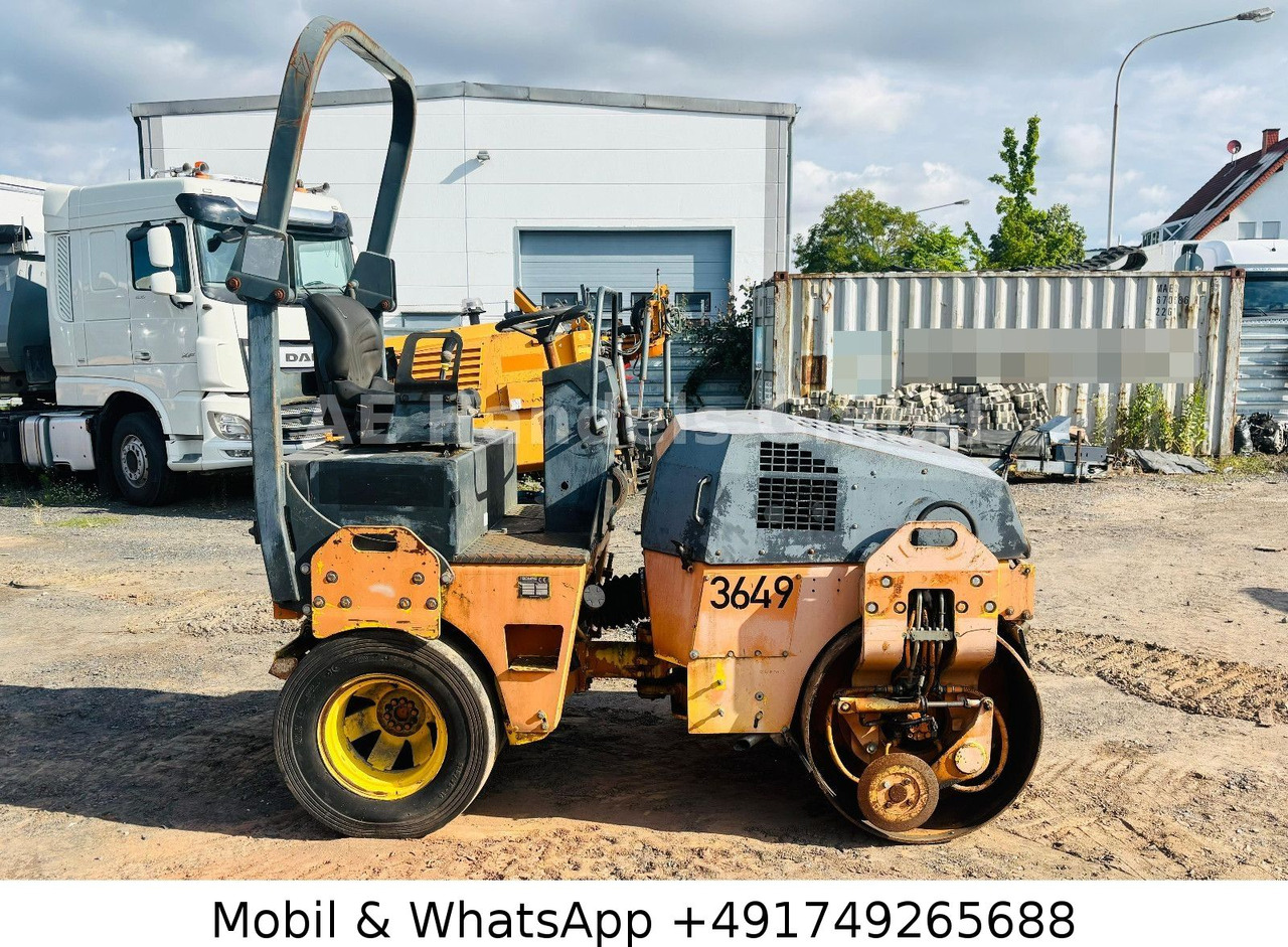 BOMAG Vibrokombiwalze BW 135 AC *Wasserkühlung - Compactador mixto: foto 2 BOMAG Vibrokombiwalze BW 135 AC *Wasserkühlung - Compactador mixto: foto 2