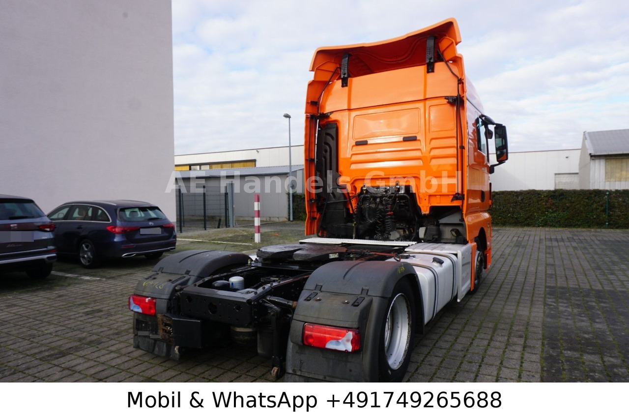 MAN TGX 18.440 XLX LL Low *Manual/Retarder/2xTank - Cabeza tractora: foto 3 MAN TGX 18.440 XLX LL Low *Manual/Retarder/2xTank - Cabeza tractora: foto 3