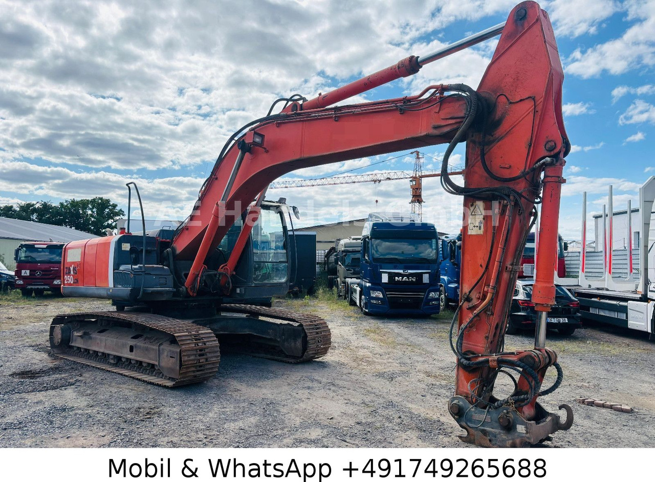 Hitachi ZX250LCN-3 *16.800 STD/Monoausleger/OilQuick - Excavadora de cadenas: foto 1 Hitachi ZX250LCN-3 *16.800 STD/Monoausleger/OilQuick - Excavadora de cadenas: foto 1