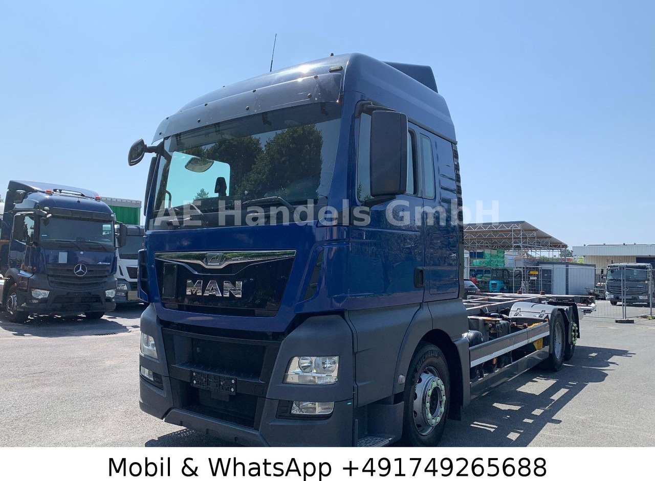 MAN TGX 26.440 XLX LL 6x2 *Retarder/LDW/LBW/3.Lenk - Camión chasis: foto 1 MAN TGX 26.440 XLX LL 6x2 *Retarder/LDW/LBW/3.Lenk - Camión chasis: foto 1