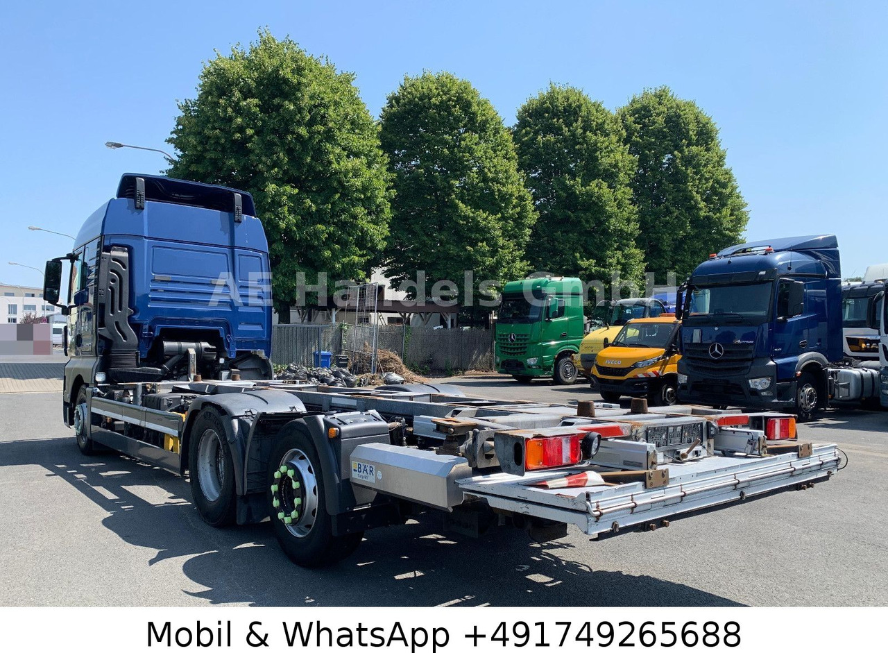 MAN TGX 26.440 XLX LL 6x2 *Retarder/LDW/LBW/3.Lenk - Camión chasis: foto 3 MAN TGX 26.440 XLX LL 6x2 *Retarder/LDW/LBW/3.Lenk - Camión chasis: foto 3